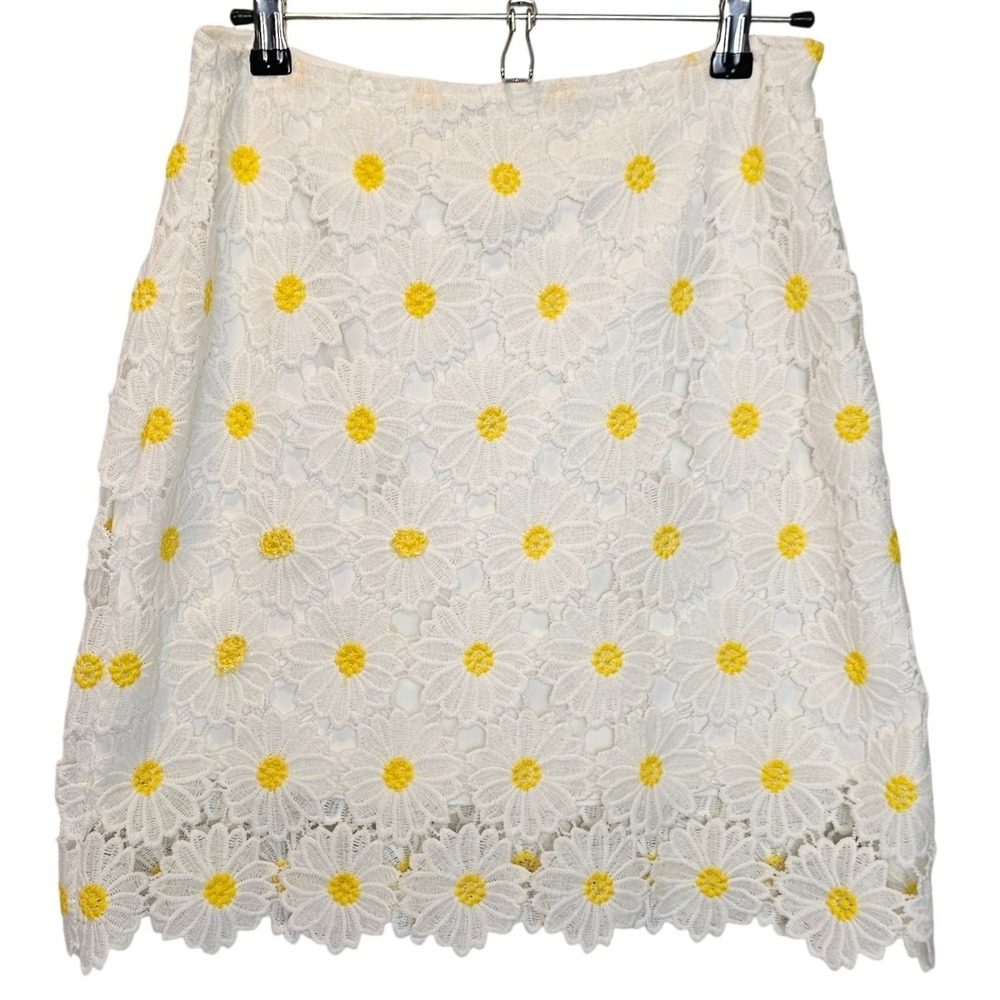 Miami White Daisy Lace Skirt Yellow Floral Overlay Mini Size Medium Spring - Picture 2 of 6